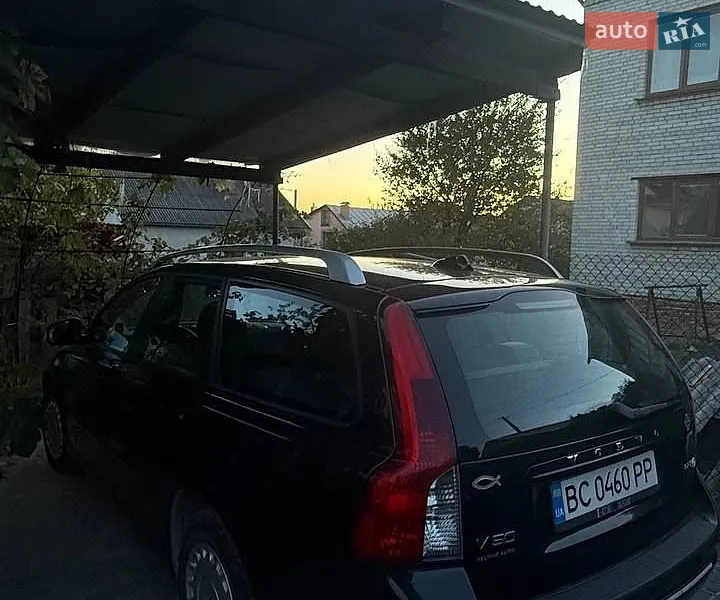 Volvo V50