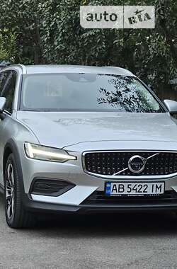 Універсал Volvo V60 Cross Country 2021 в Вінниці