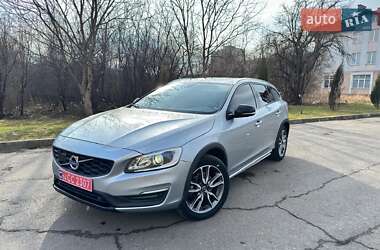 Volvo V60 Cross Country 2016