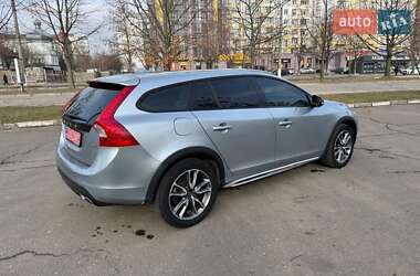 Універсал Volvo V60 Cross Country 2016 в Калуші