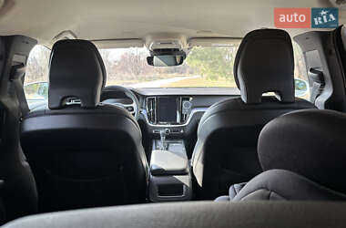 Универсал Volvo V60 Cross Country 2019 в 