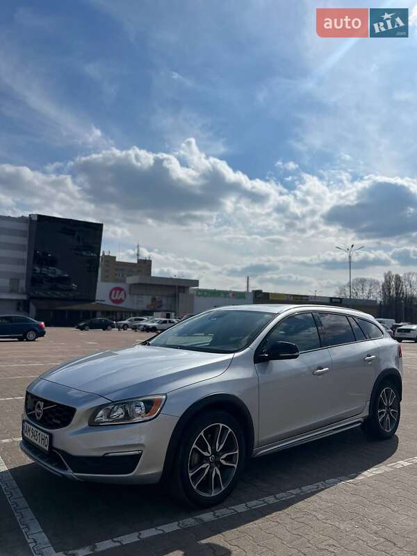 Універсал Volvo V60 Cross Country 2016 в Житомирі фото 3 Універсал Volvo V60 Cross Country 2016 в Житомирі
