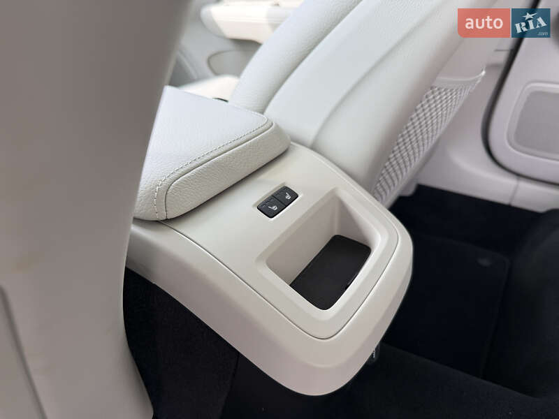 Универсал Volvo V60 Cross Country 2019 в Виннице