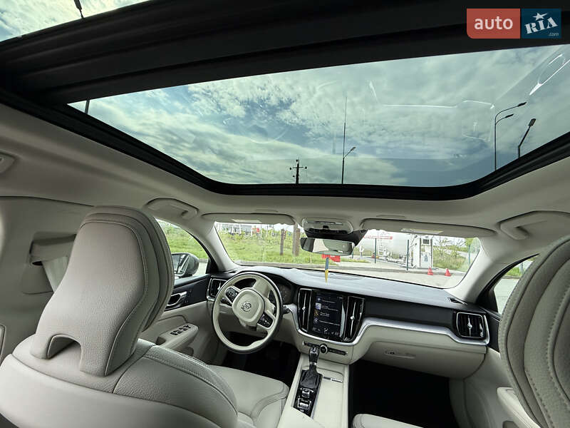 Универсал Volvo V60 Cross Country 2019 в Виннице