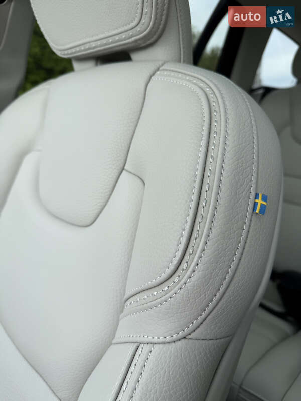 Универсал Volvo V60 Cross Country 2019 в Виннице