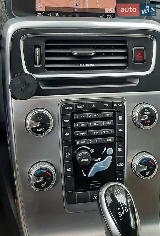 Універсал Volvo V60 Cross Country 2017 в Шептицькому фото 26 Універсал Volvo V60 Cross Country 2017 в Шептицькому