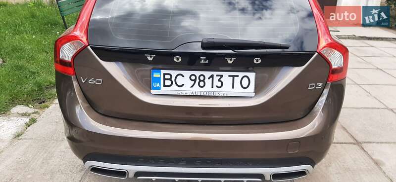 Універсал Volvo V60 Cross Country 2017 в Шептицькому фото 34 Універсал Volvo V60 Cross Country 2017 в Шептицькому