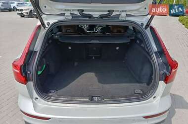 Універсал Volvo V60 Cross Country 2020 в 