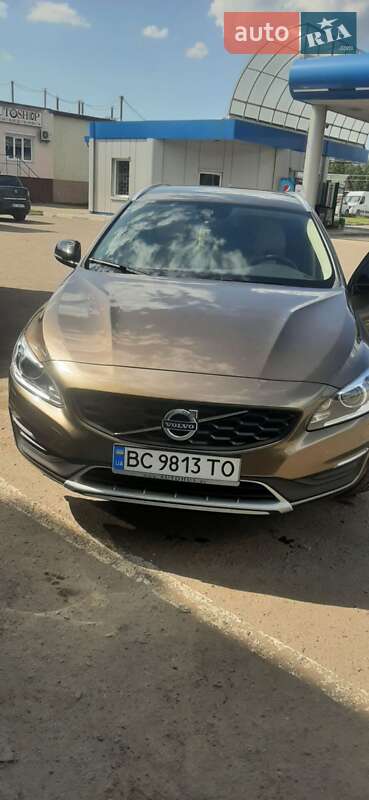 Універсал Volvo V60 Cross Country 2017 в Шептицькому фото 6 Універсал Volvo V60 Cross Country 2017 в Шептицькому