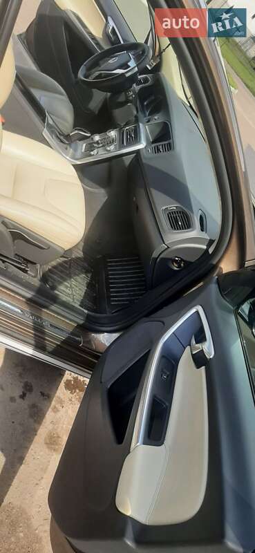 Універсал Volvo V60 Cross Country 2017 в Шептицькому фото 11 Універсал Volvo V60 Cross Country 2017 в Шептицькому