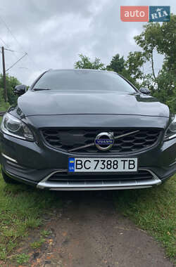Volvo V60 Cross Country 2016 Volvo V60 Cross Country 2016