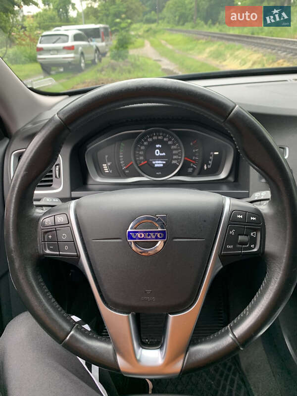 Універсал Volvo V60 Cross Country 2016 в Львові