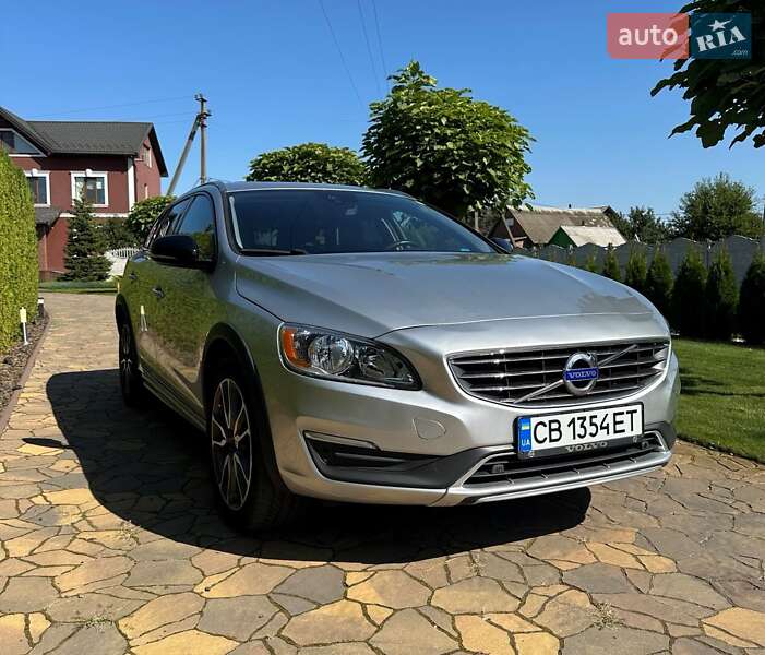 Універсал Volvo V60 Cross Country 2016 в Чернігові фото 2 Універсал Volvo V60 Cross Country 2016 в Чернігові