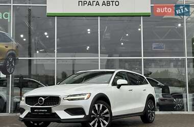 Volvo V60 Cross Country 2020