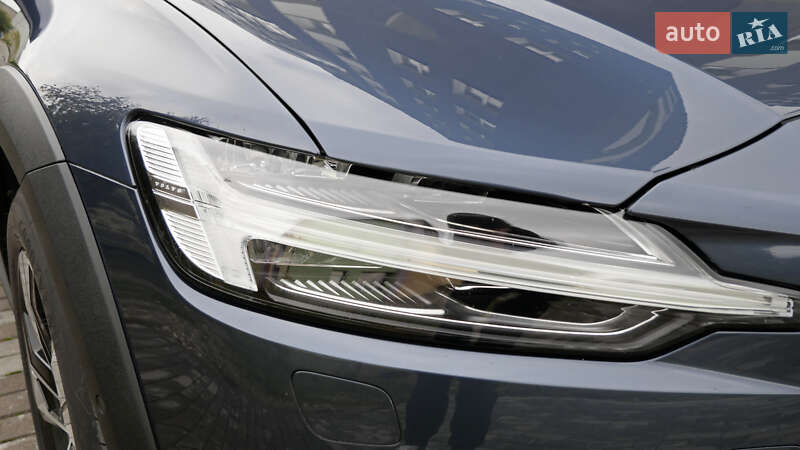 Універсал Volvo V60 Cross Country 2020 в Львові фото 12 Універсал Volvo V60 Cross Country 2020 в Львові