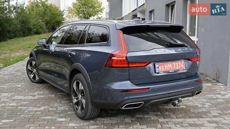 Універсал Volvo V60 Cross Country 2020 в Львові фото 17 Універсал Volvo V60 Cross Country 2020 в Львові