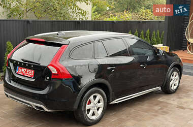 Универсал Volvo V60 Cross Country 2015 в 