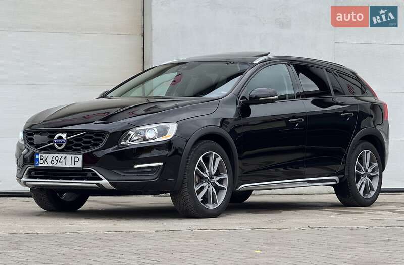 Универсал Volvo V60 Cross Country 2018 в Сарнах фото 24 Универсал Volvo V60 Cross Country 2018 в Сарнах