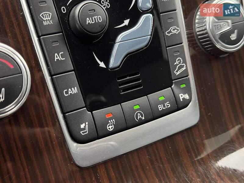 Универсал Volvo V60 Cross Country 2018 в Сарнах фото 69 Универсал Volvo V60 Cross Country 2018 в Сарнах