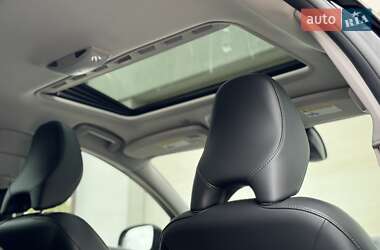 Універсал Volvo V60 Cross Country 2018 в 