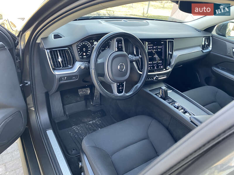 Універсал Volvo V60 Cross Country 2020 в Львові