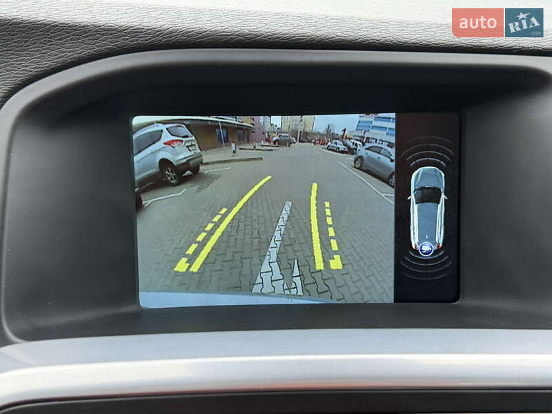 Універсал Volvo V60 Cross Country 2017 в Києві фото 49 Універсал Volvo V60 Cross Country 2017 в Києві