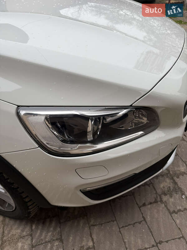 Универсал Volvo V60 Cross Country 2017 в Львове фото 12 Универсал Volvo V60 Cross Country 2017 в Львове