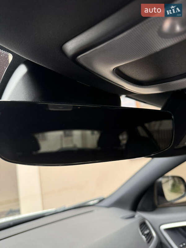 Универсал Volvo V60 Cross Country 2017 в Львове фото 18 Универсал Volvo V60 Cross Country 2017 в Львове