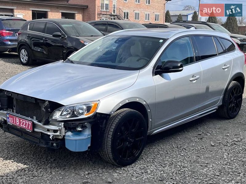 Volvo V60 Cross Country 2016 Volvo V60 Cross Country 2016