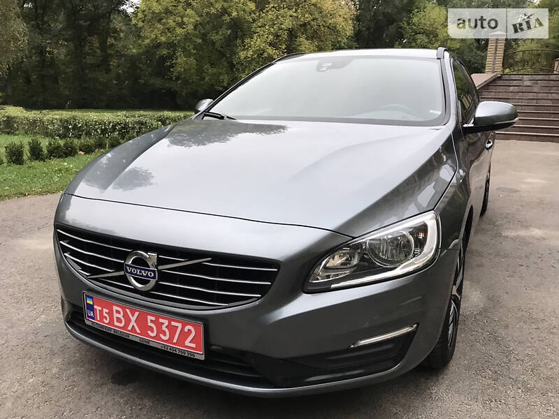 Универсал Volvo V60 2018 в Чернигове