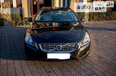 Volvo V60 2011