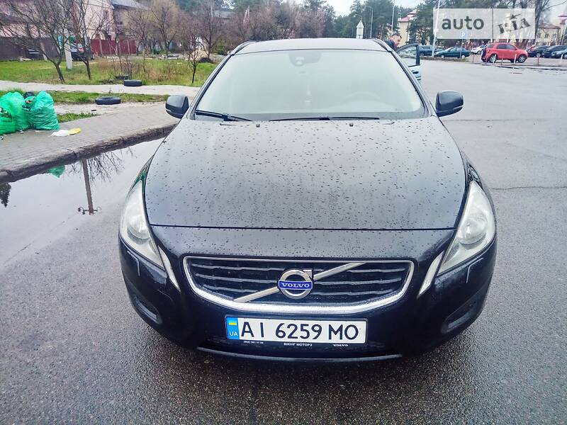 Універсал Volvo V60 2012 в Броварах