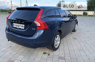 Універсал Volvo V60 2014 в Володимир-Волинському