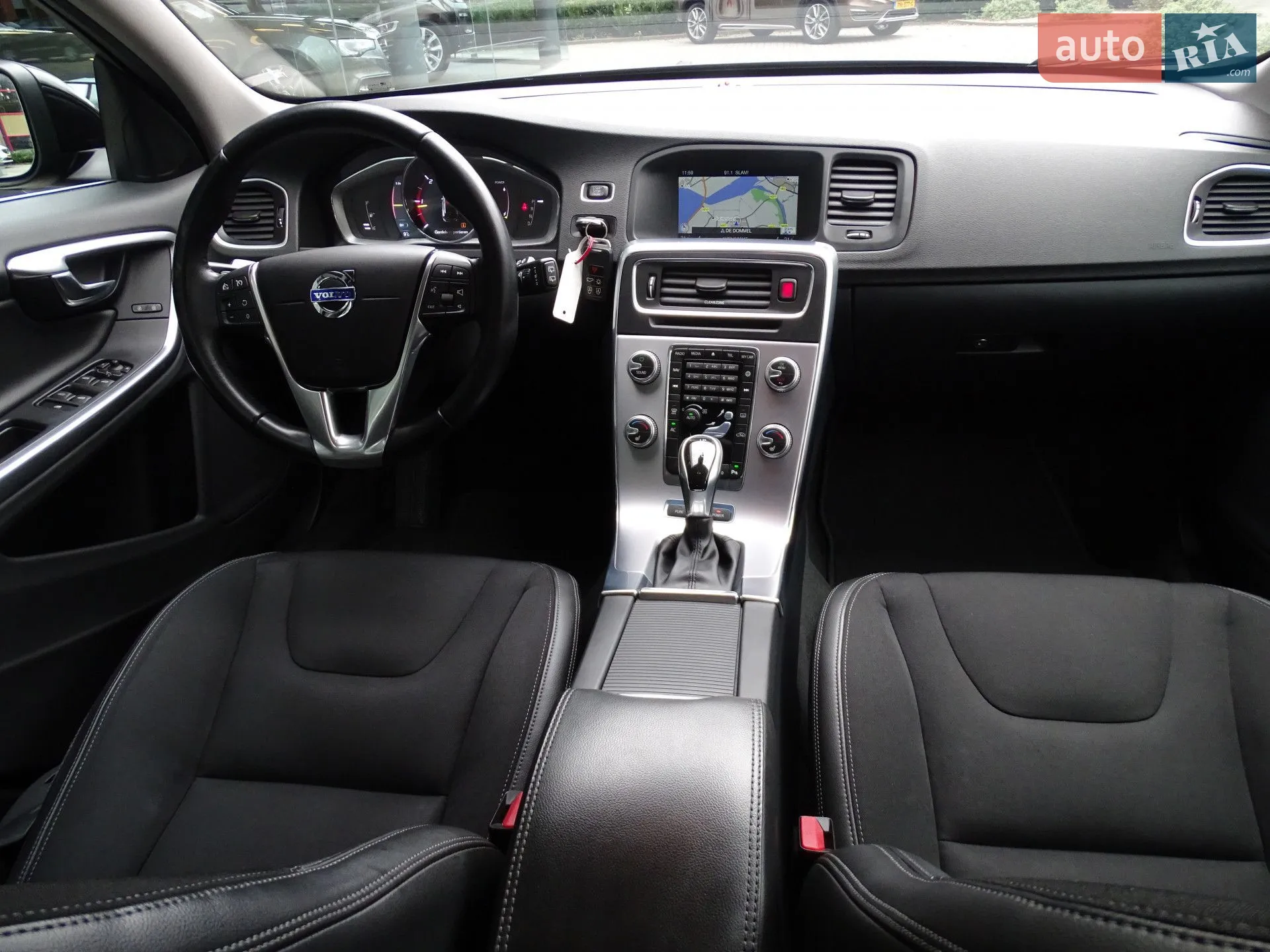 2016 Volvo V60 - мініатюра 11