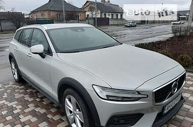 Volvo V60 2019