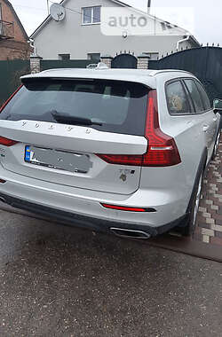 Універсал Volvo V60 2019 в Києві