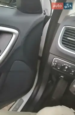 Volvo V60 2014