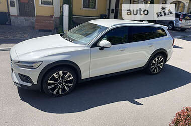 Універсал Volvo V60 2019 в Києві