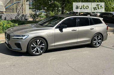 Універсал Volvo V60 2020 в 