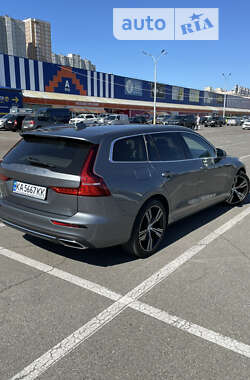 Универсал Volvo V60 2019 в Киеве