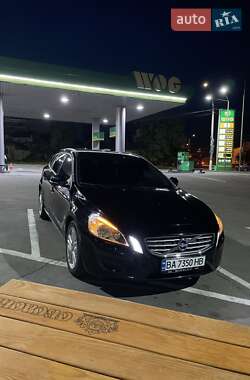 Volvo V60 2011