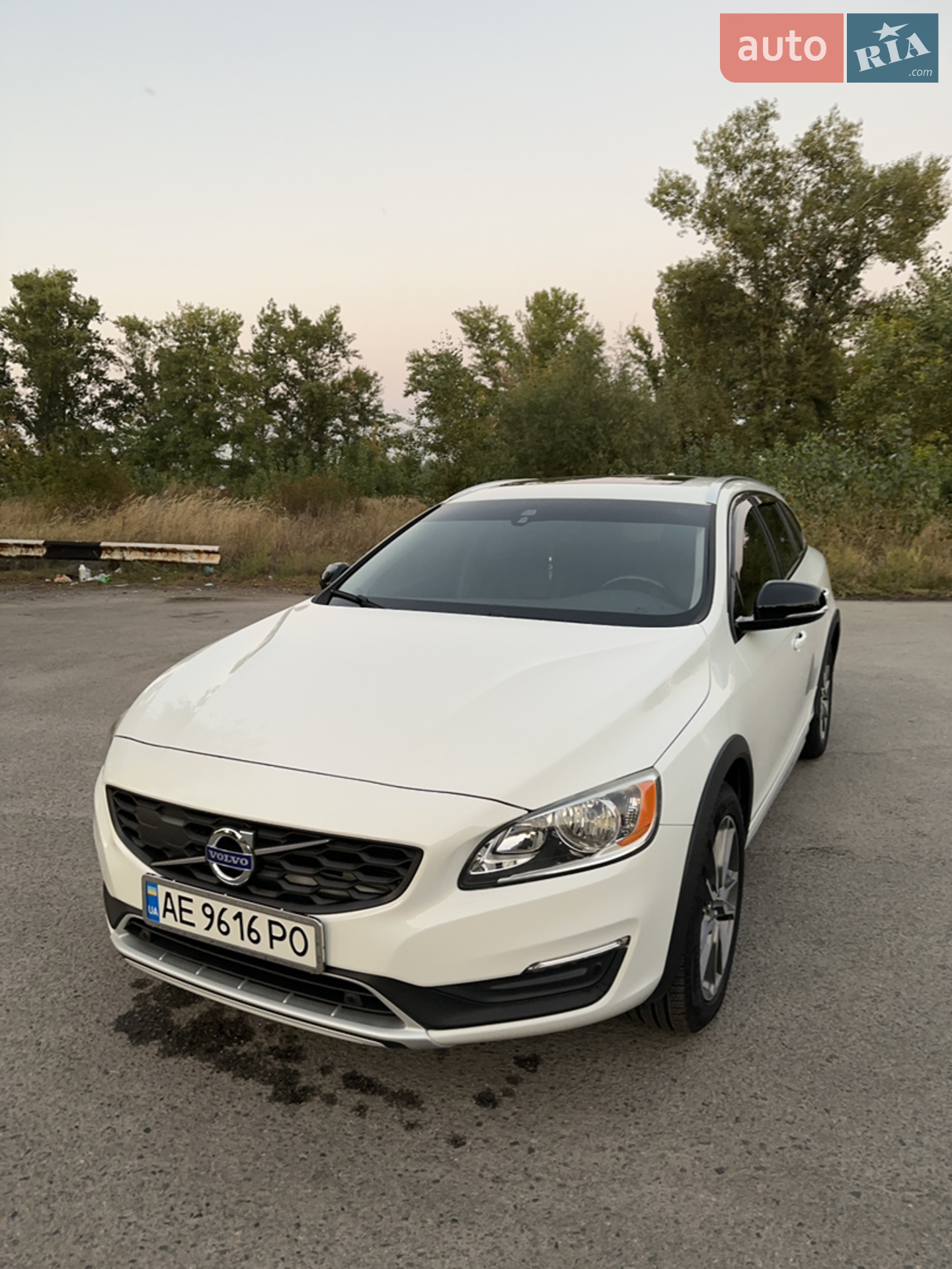 2015 Volvo V60 - мініатюра 4