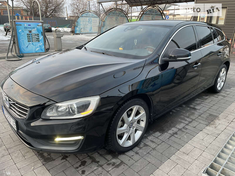 Volvo V60 2014