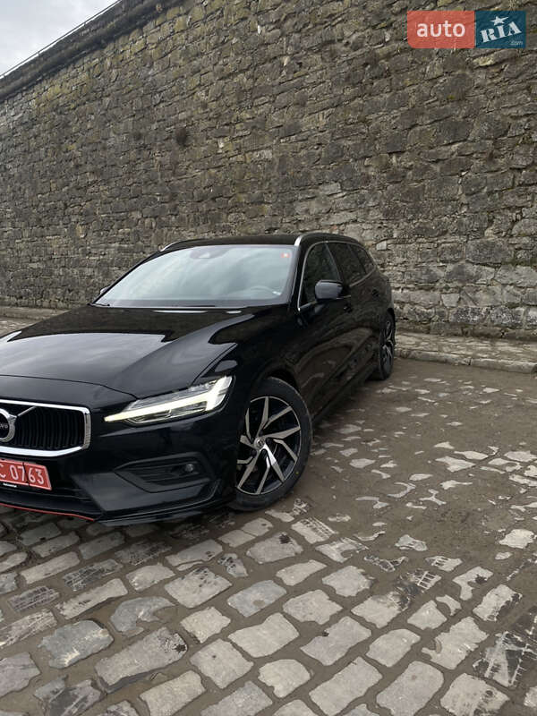Универсал Volvo V60 2018 в Каменец-Подольском