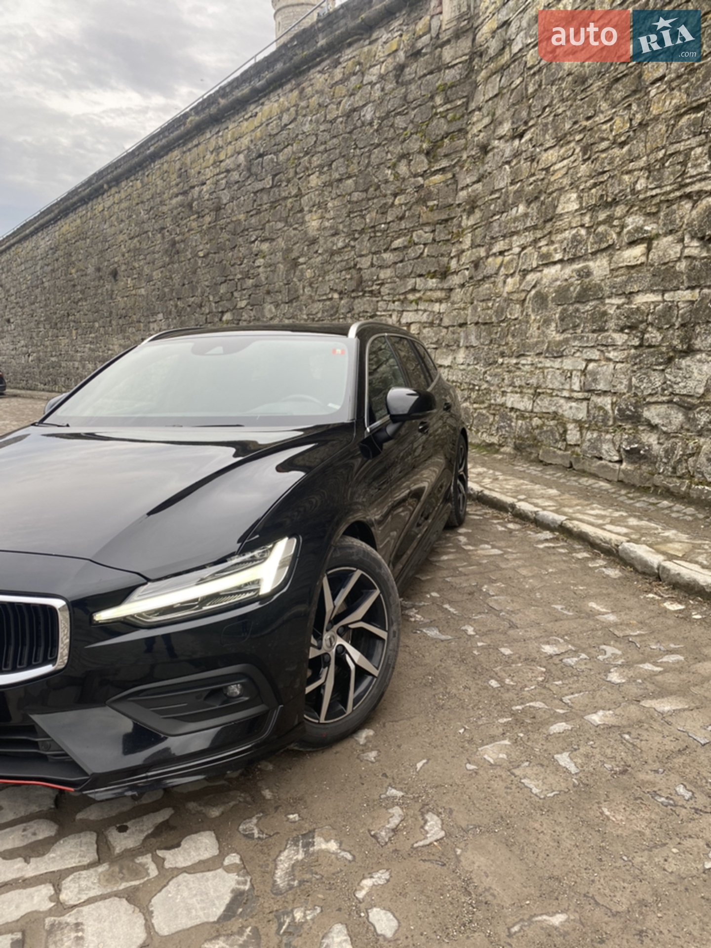 2018 Volvo V60 - мініатюра 9