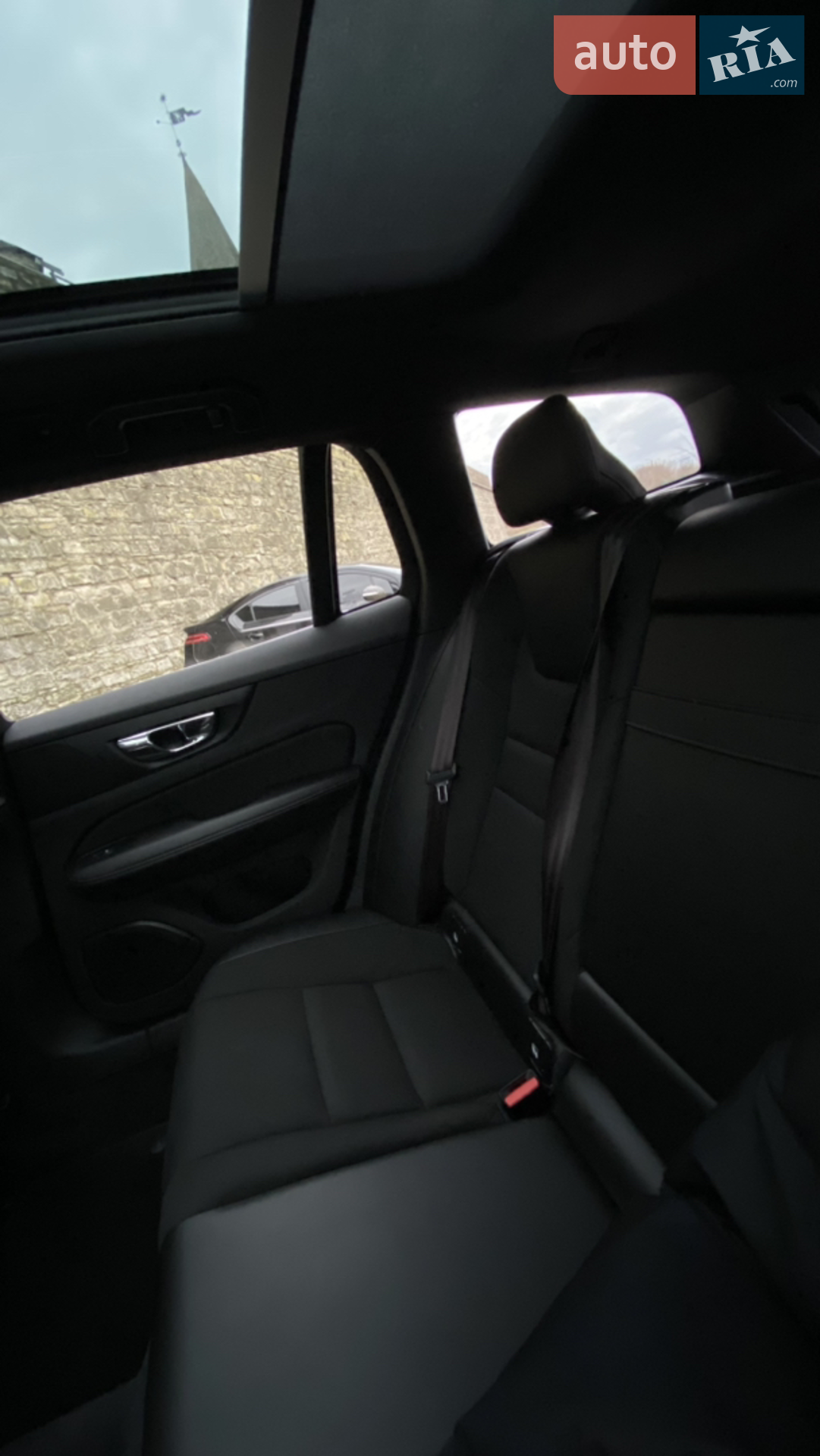 2018 Volvo V60 - мініатюра 17