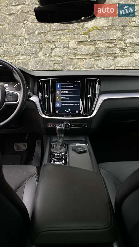 Универсал Volvo V60 2018 в Каменец-Подольском