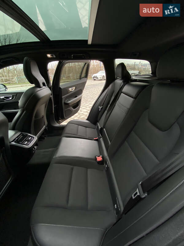 Универсал Volvo V60 2018 в Каменец-Подольском
