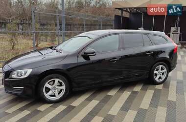 Volvo V60 2015