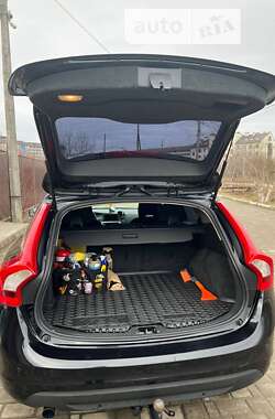Универсал Volvo V60 2011 в 